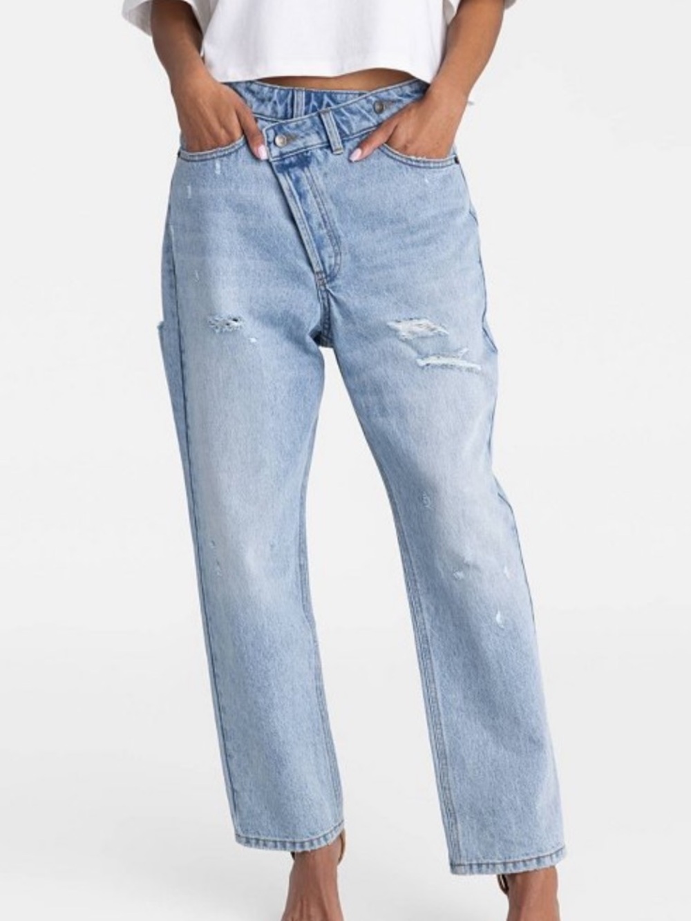 KBB by Kahlana the Dylan Jean light wash mid rise tapered leg NWT 4